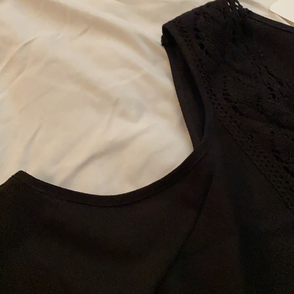 Blouse - Picture 6 of 8